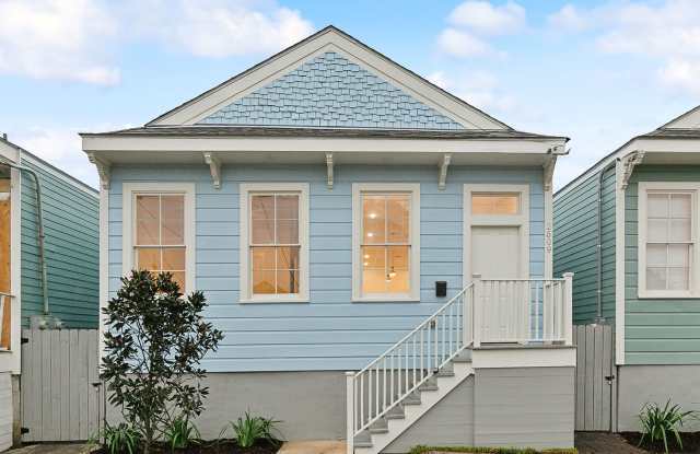 Single Family Modern Elegance in the Heart of Milan, New Orleans photos photos