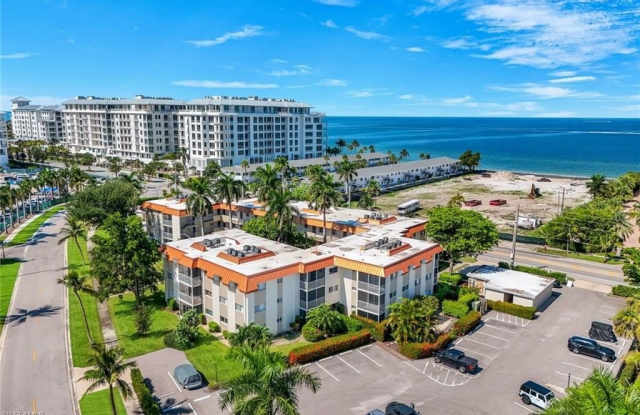 1100 Gulf Shore Blvd N photos photos