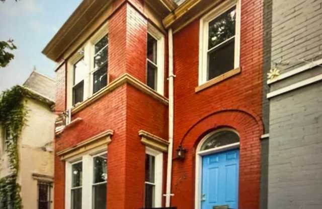 768 HARVARD Street NW photos photos