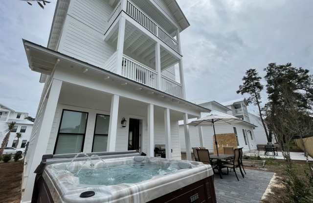 Miramar Beach Rental Paradise Gallery 3