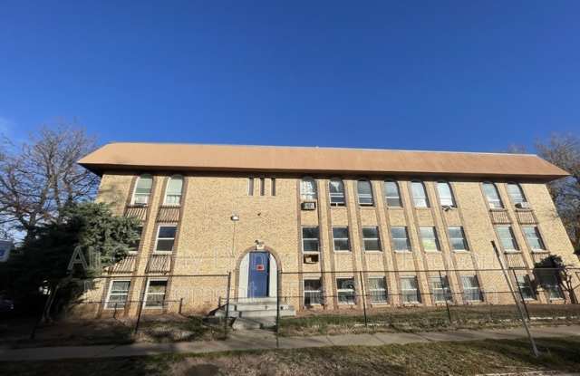 1590 Clinton St photos photos