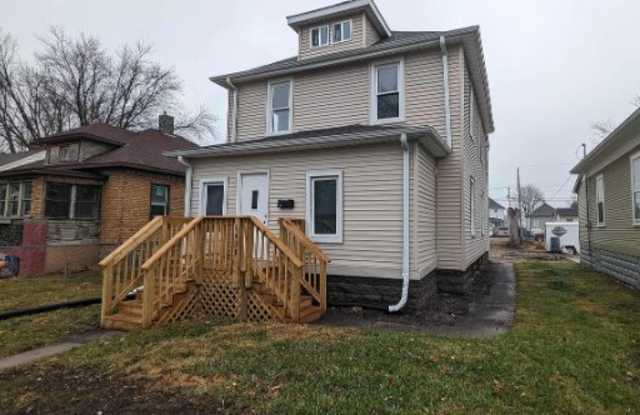 1438 18th St photos photos