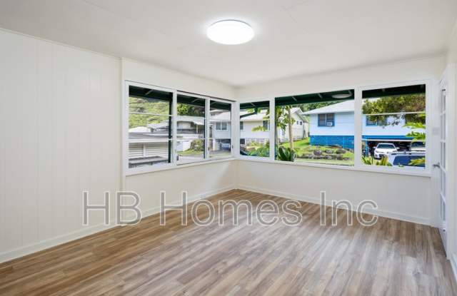 2601 Myrtle Street Front Unit Gallery 2