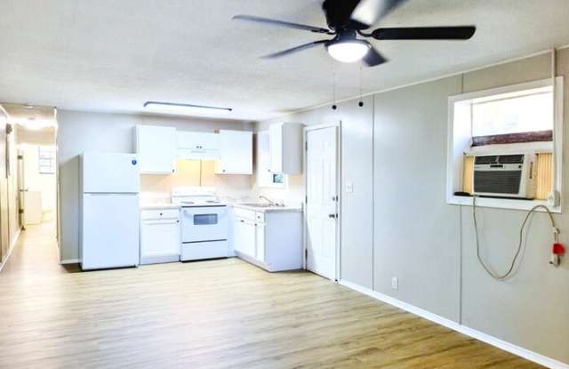 835 Clark Street - 835 Clark Street, Chattanooga, TN 37403