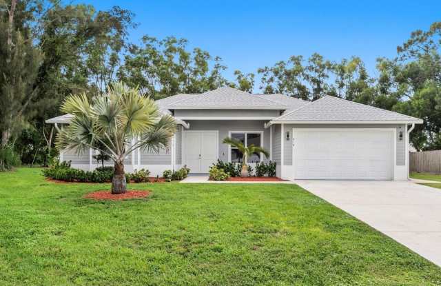 419 SW Namoit Place Gallery 1