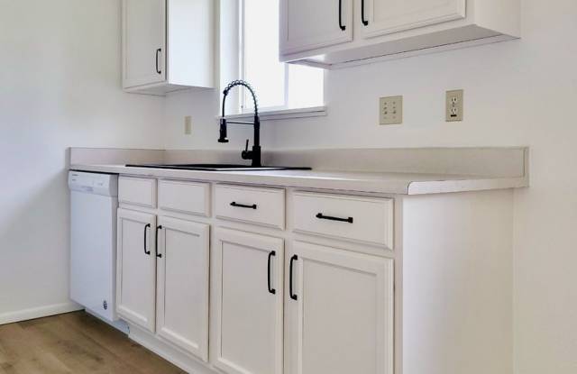 Newly Renovated Farmhouse style unit with new mini split for heating and cooling and garage photos photos Newly Renovated Farmhouse style unit with new mini split for heating and cooling and garage photos photos