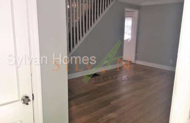 2138 Pinehurst Drive Gallery 2