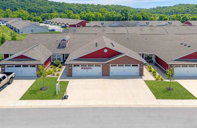 Redwood Louisville Bardstown Bluff Road Gallery 3