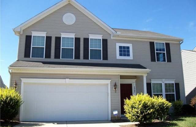2966 Weald Street - 2966 Weald Street, Greenwood, IN 46143