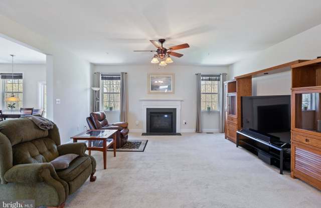 17409 MADRILLON WAY Gallery 4