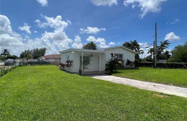 1600 SW 71st Ct photos photos 1600 SW 71st Ct photos photos