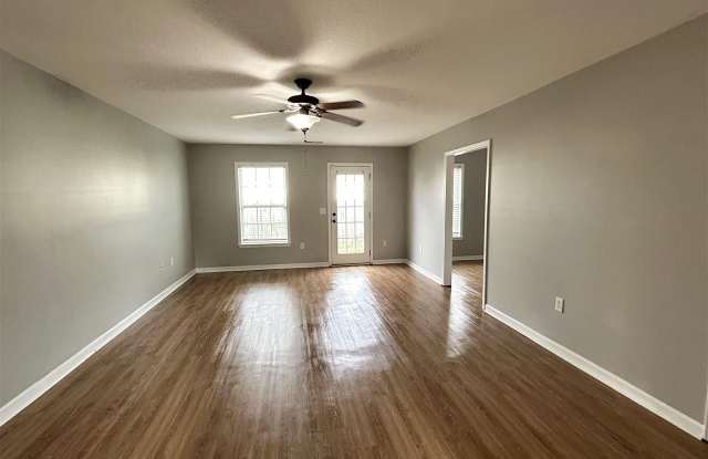 878 Mollhoff Ct. Gallery 2