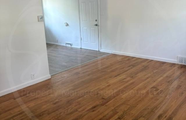 11403 Richmond Avenue Gallery 4