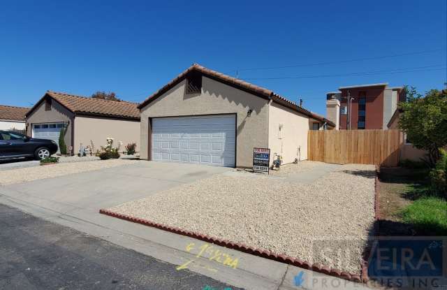 3 Bedroom, 2 Bath Home Available Gallery 3