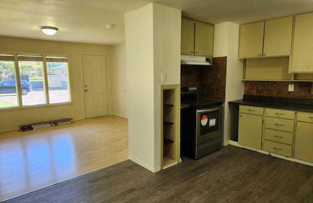 534 Morrison Court Unit C - 534 Morrison Court, Bremerton, WA 98310