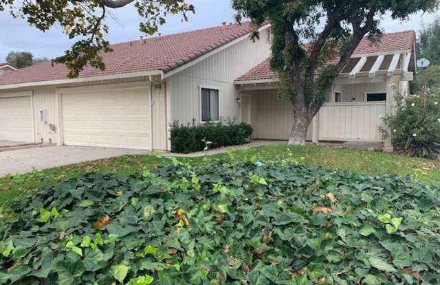 Cozy 2-Bedroom Home for Rent in Tracy! photos photos