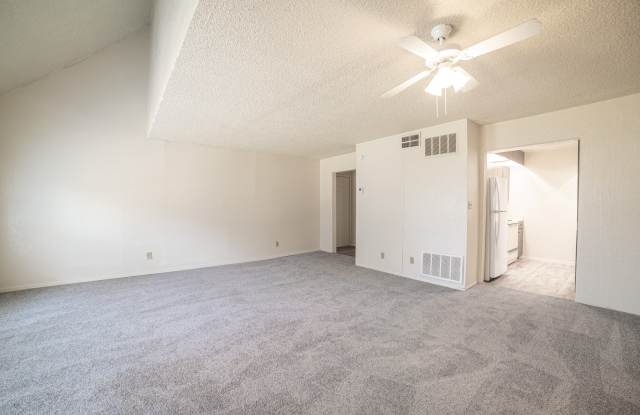 Wildwood Apartments Gallery 4