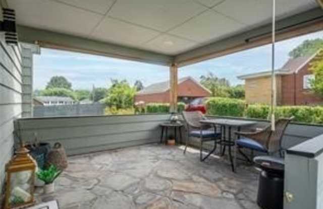 97 Belmont Cir Gallery 2