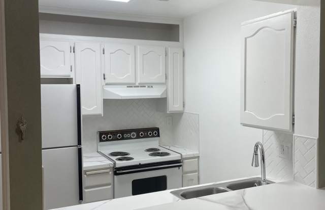 480 South 200 West - 480 South 200 West, St. George, UT 84770