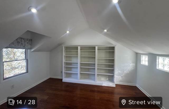 1940 Riverside Dr Gallery 4