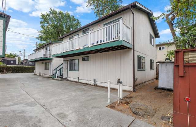 1532 Stanton St #B - 2 bedroom | 1 bathroom - 1532 Stanton Street, Alameda, CA 94501