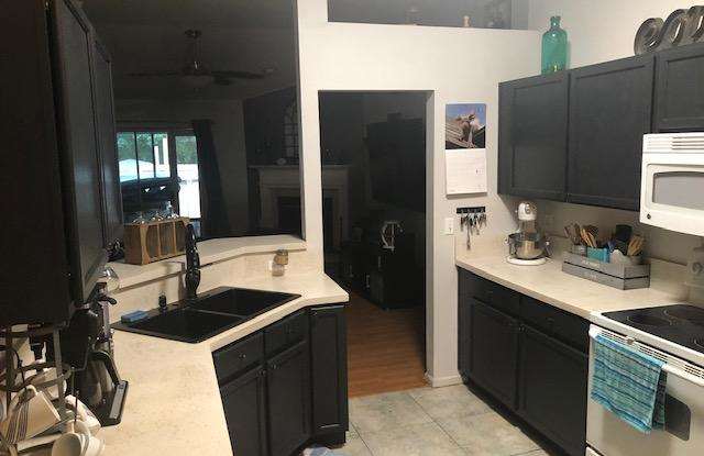 7517 SAUNDERSVILLE CT Gallery 3