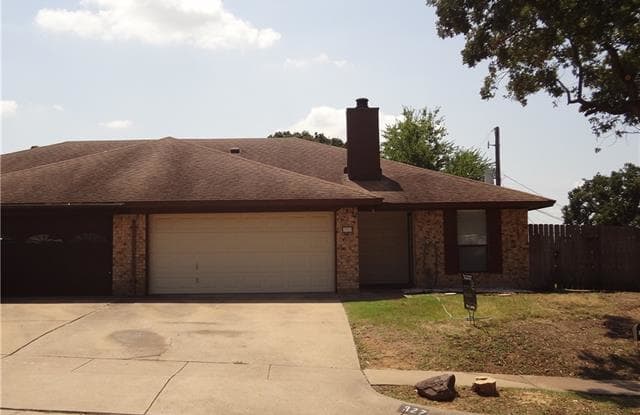 327 Sheri Lane - 327 Sheri Lane, Hurst, TX 76053