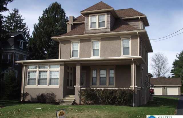 8115 Main Street photos photos