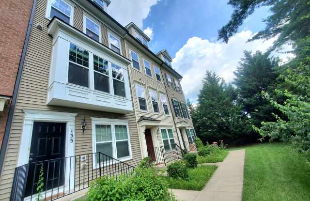 135 Prado Ln - 1 Gallery 2