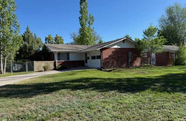 Close to CSU! photos photos