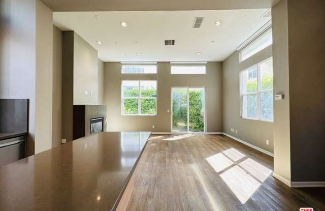 6581 South Seabluff Drive Gallery 2
