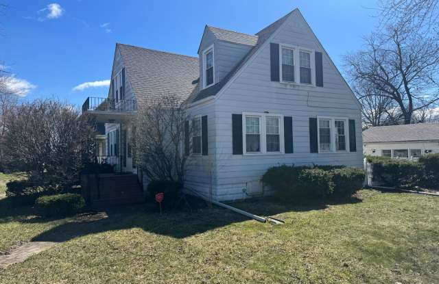 4Br 2Ba Tri-level home photos photos 4Br 2Ba Tri-level home photos photos