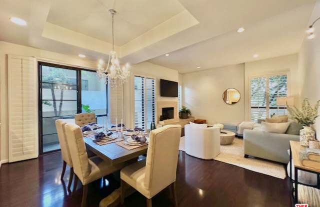 234 South Gale Drive - 234 South Gale Drive, Beverly Hills, CA 90211