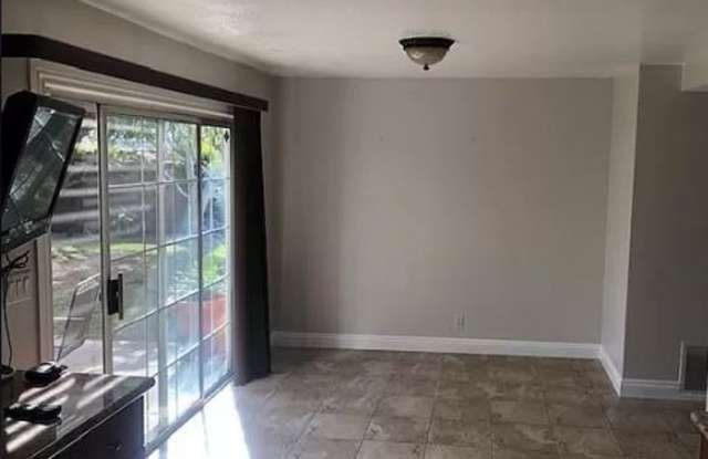 17192 Hague Lane Gallery 4