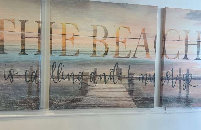 Waikiki Studio with Ocean Views - 2500 Kalākaua Avenue, Honolulu, HI 96815