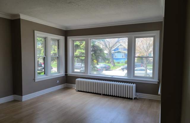 2237 North Sayre Avenue Gallery 4