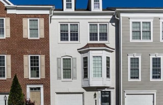 2442 Terra Cotta Cir - 2442 Terra Cotta Circle, McNair, VA 20171