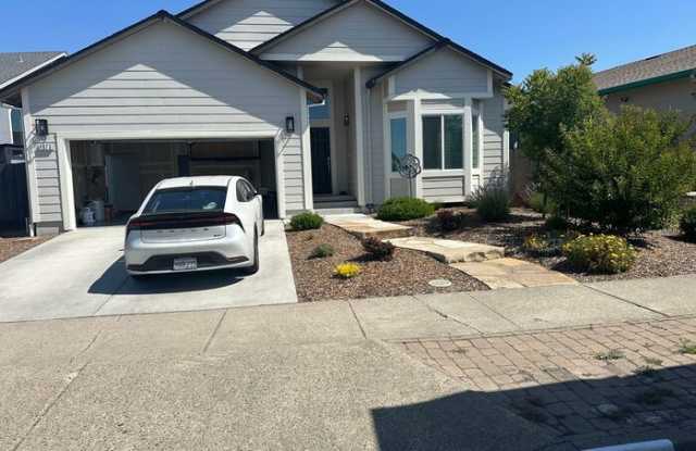 1673 Hopper Avenue photos photos