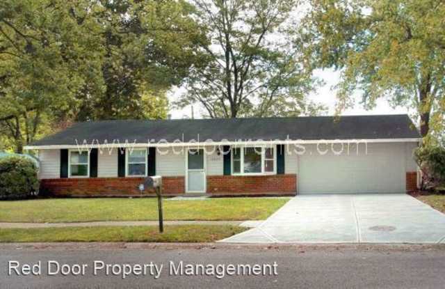 10439 Chris Dr - 10439 Chris Drive, Indianapolis, IN 46229