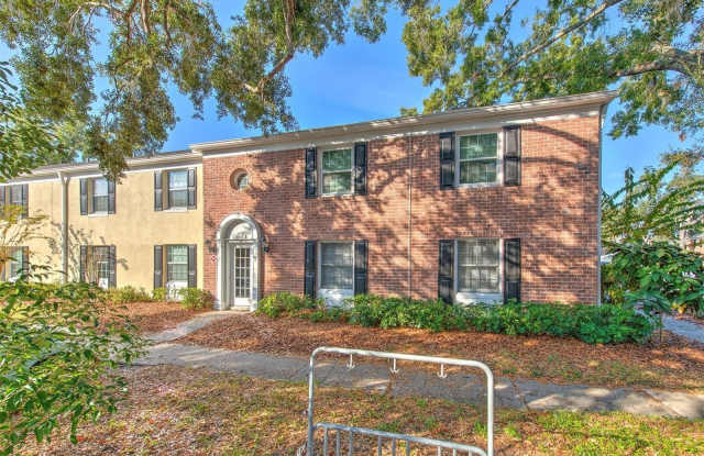 13828 ORANGE SUNSET Drive Gallery 2