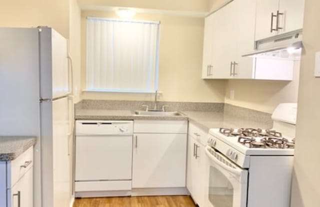 Foxcroft Townhomes Gallery 2