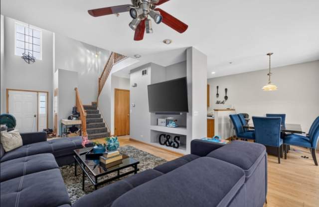 949 Tanager Court Gallery 3