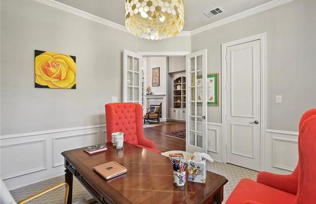 3105 Oak Hollow Drive Gallery 4