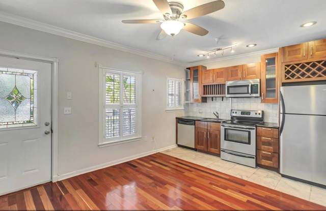 1 bedroom 1 bath In the Heart of Downtown! Gallery 3