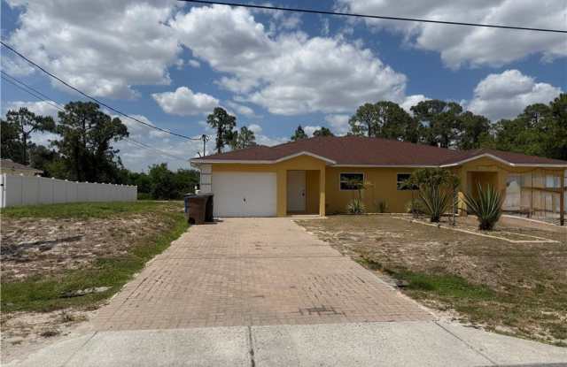 4622 Douglas Lane photos photos