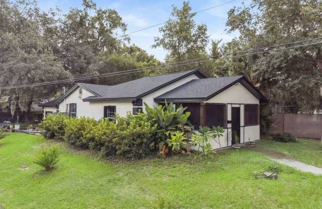 1417 Belgrade Avenue - 1417 Belgrade Avenue, Orlando, FL 32803