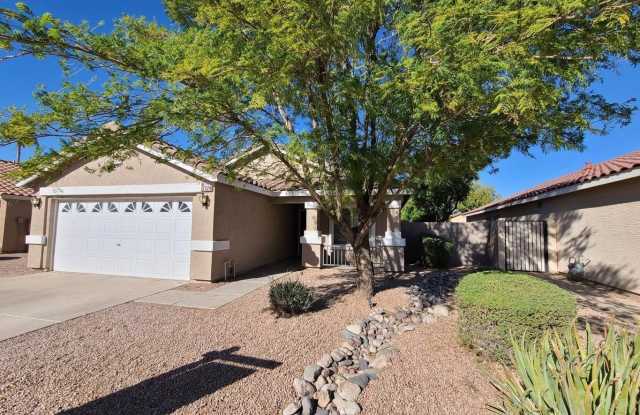 2324 E BROWNING Place photos photos