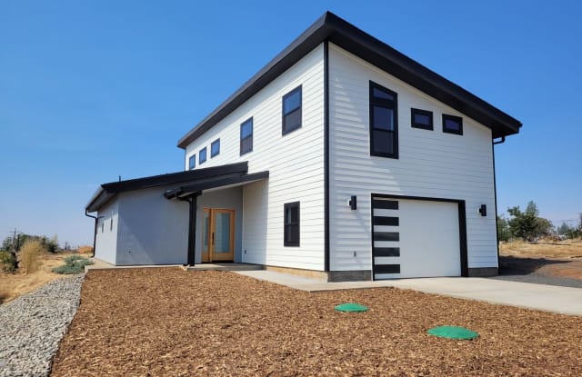 5557 Keith Rd. - 5557 Keith Road, Paradise, CA 95969
