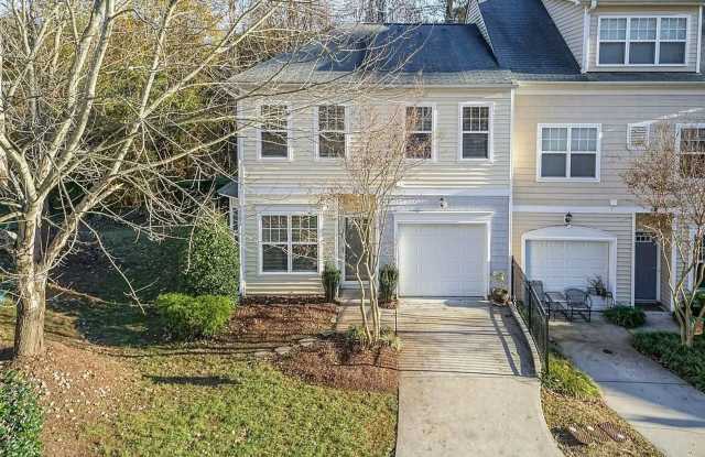 3 Bedroom Townhome with Garage - Walk to Downtown Wake Forest! photos photos