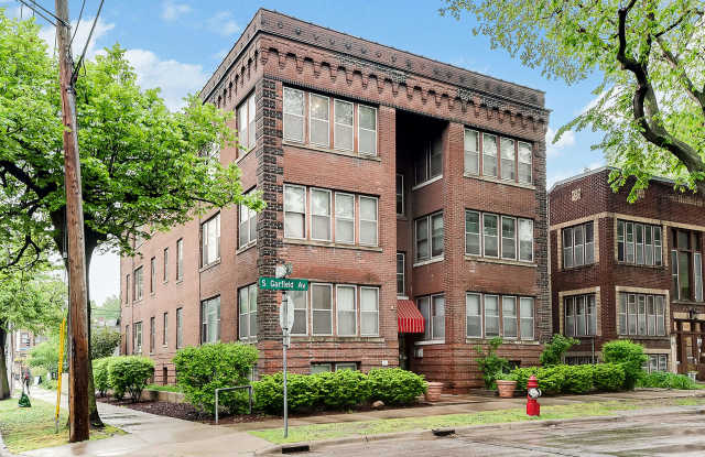 2124 Garfield Avenue South photos photos